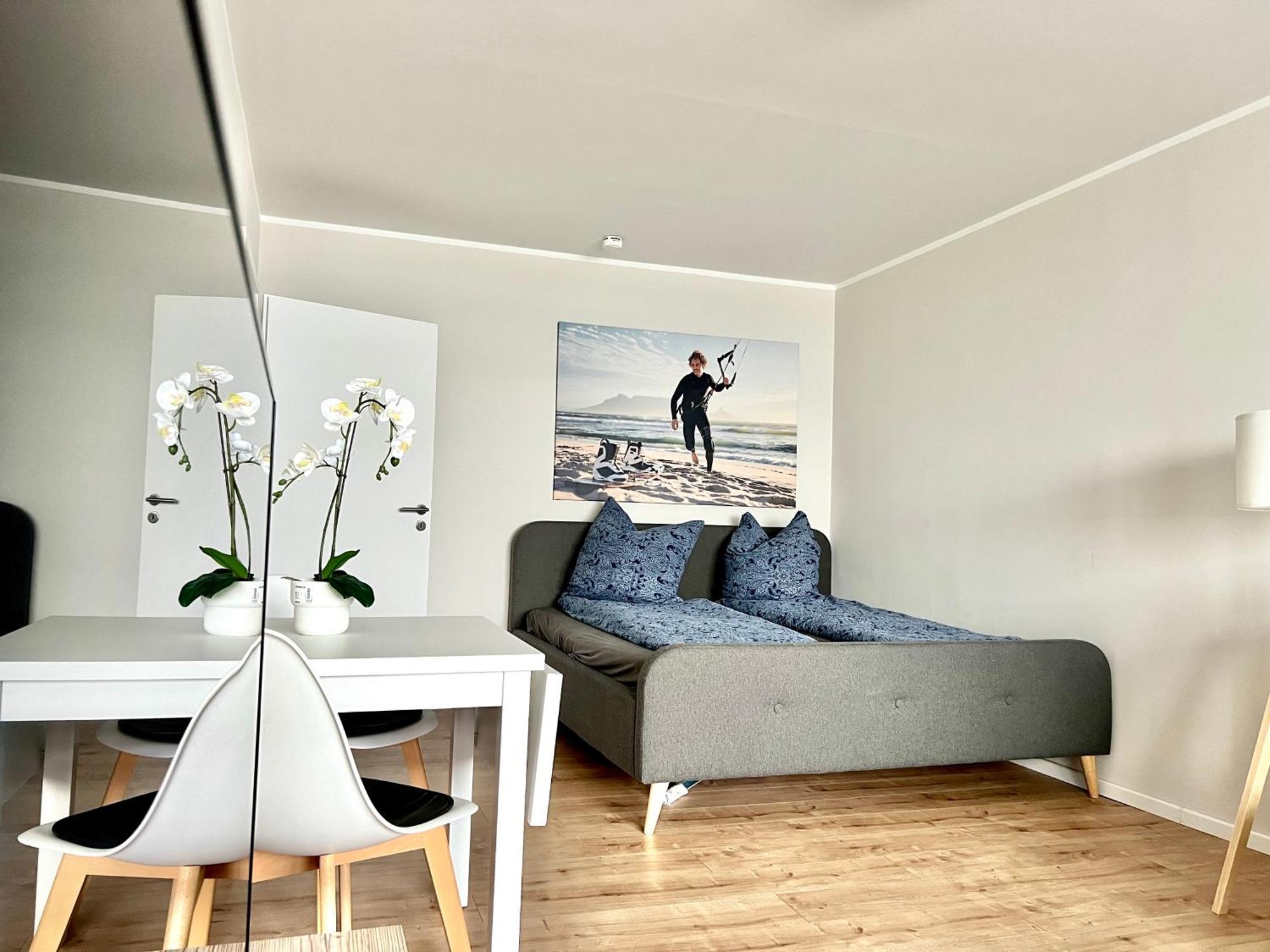 Weitblick Apartment Direkt Am Park Mit Kostenlosem Parkplatz Bremerhaven Exterior photo
